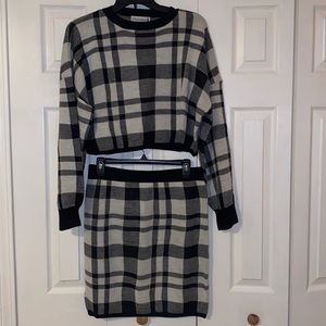 NWT Plaid Skirt And Sweater Set Size XL